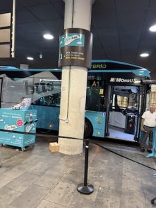 カタルーニャ広場行きのバス