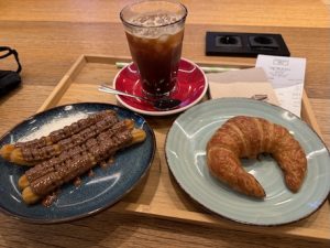 チョコチュロスで朝食