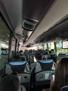 ビルバオ行きのバス車内