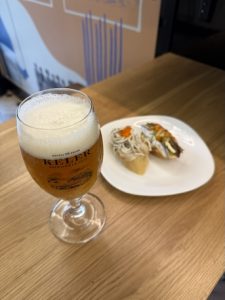 ビールとピンチョス